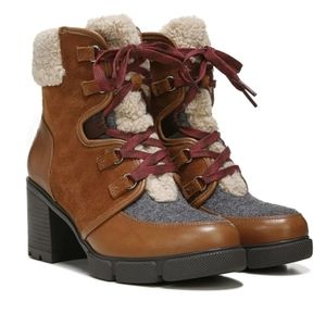Brand new in box Naturalizer Sherpa Myla ankle Boot / booties